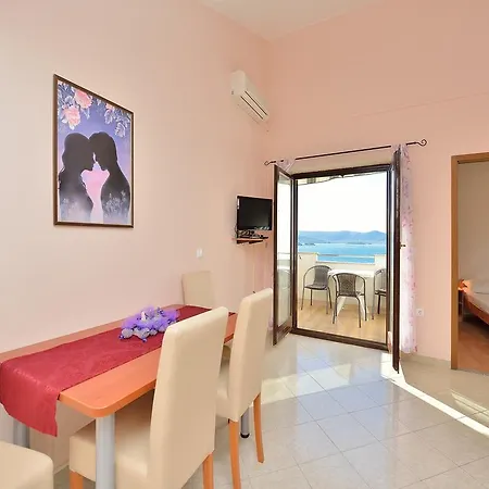 Katarina Apartment *