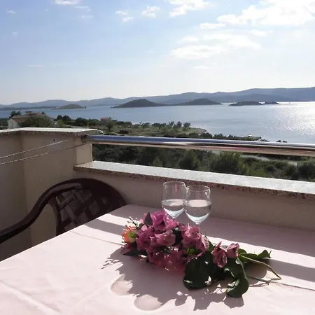 Katarina * Sveti Petar (Zadar)